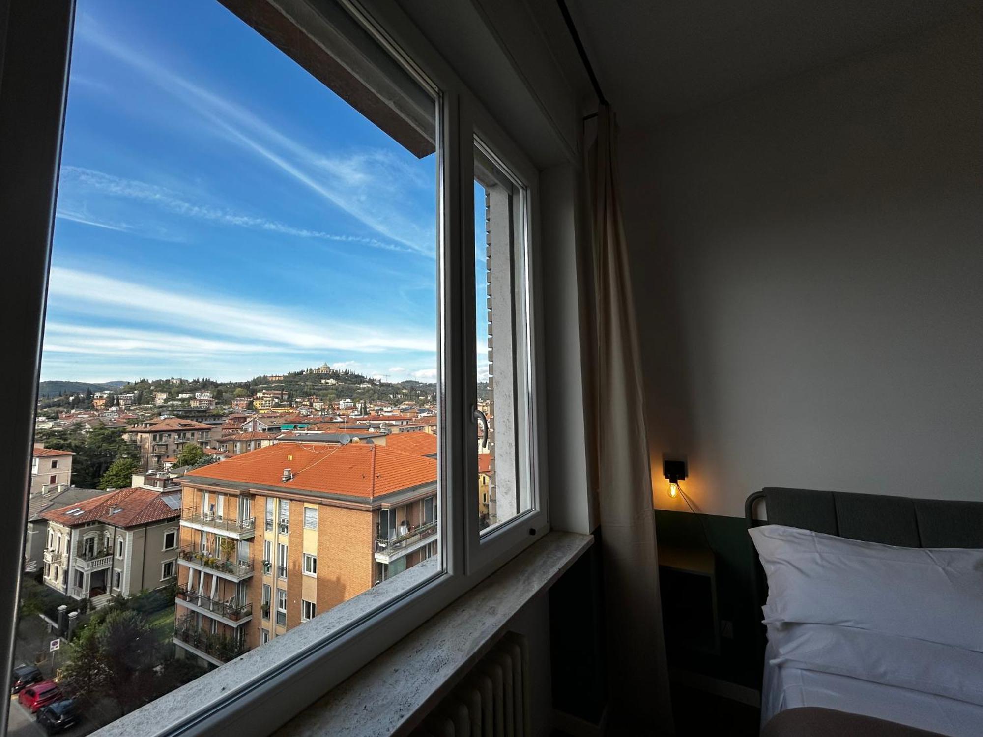 Big House-Private Parking-12" Walk From The Arena Apartment Verona Exterior foto